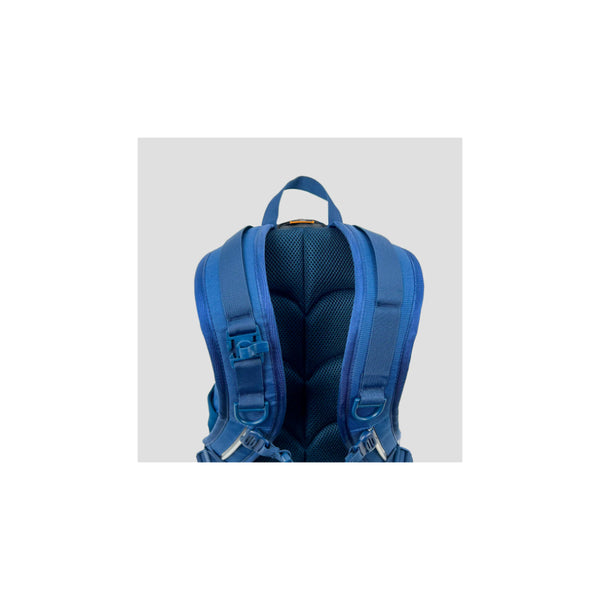 Gibraltar | Black Wolf Arrow II 20L Image Showing Close UP View Of Shoulder Straps.