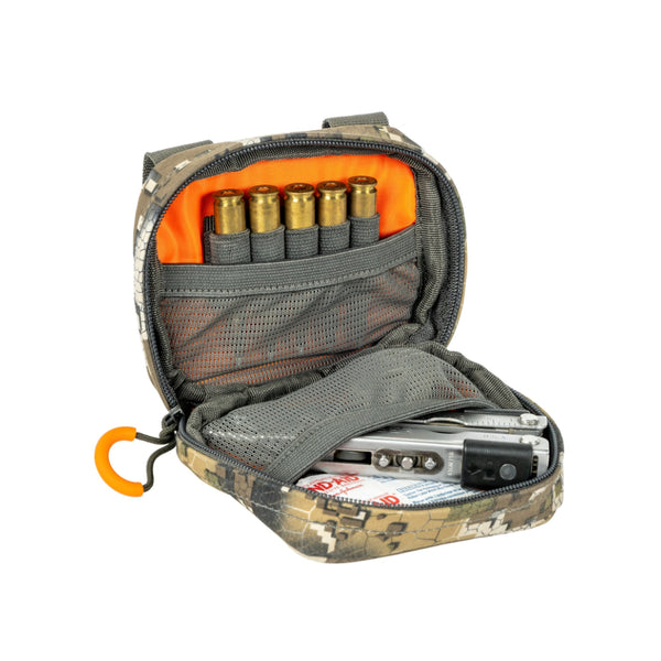 Desolve Veil | Hunters Element Apex Defender Image Showing Front View Of The Ammo Pouch, Open.