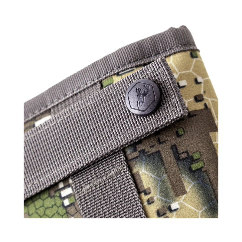 Desolve Veil Camo | Hunters Element Ballistic Ammo Wallet Image Showing Close Up View Of The AnchorLOK System.