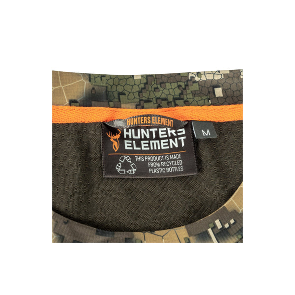 Desolve Veil Camo | Hunters Element Eclipse Tee Image Showing Close Up View Of The Collar And Inner Tag.