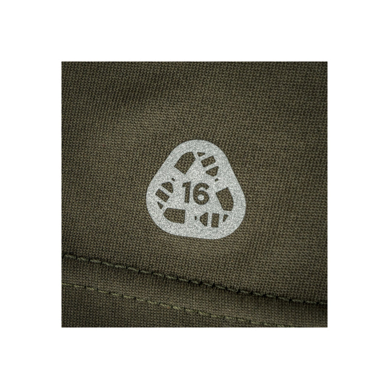 Forest Green | Hunters Element Eclipse Vantage Hoodie V2 Image Showing Close Up View Of Seam.