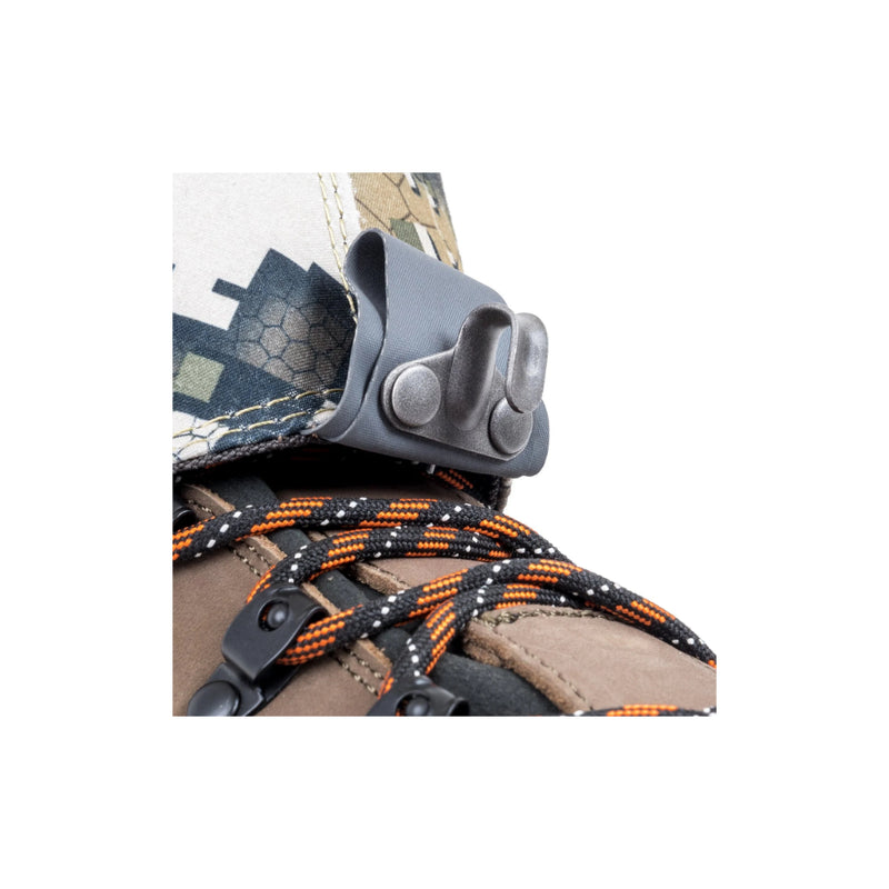 Desolve Veil Camo | Hunters Element Venom Gaiter V2 Image Showing Close Up View Boot Lace Loop.