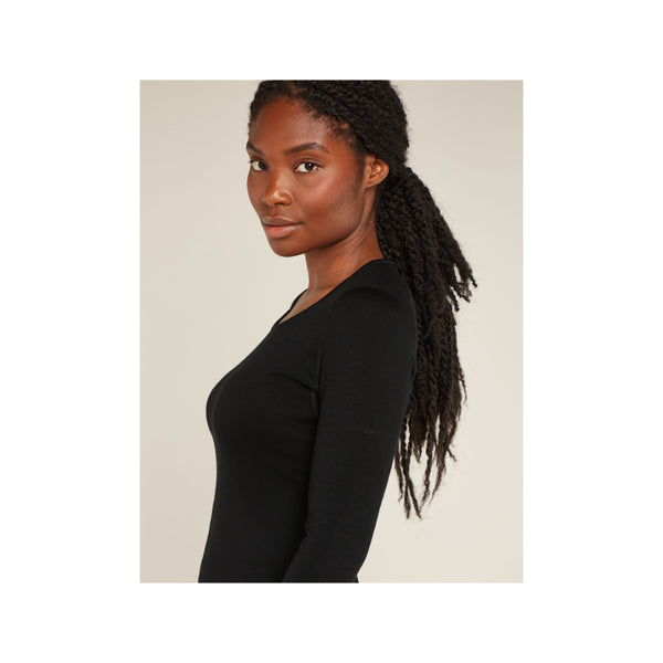 Black | Icebreaker Womens Merino 260 Tech Long Sleeve Scoop Thermal Top Image Showing Side View.