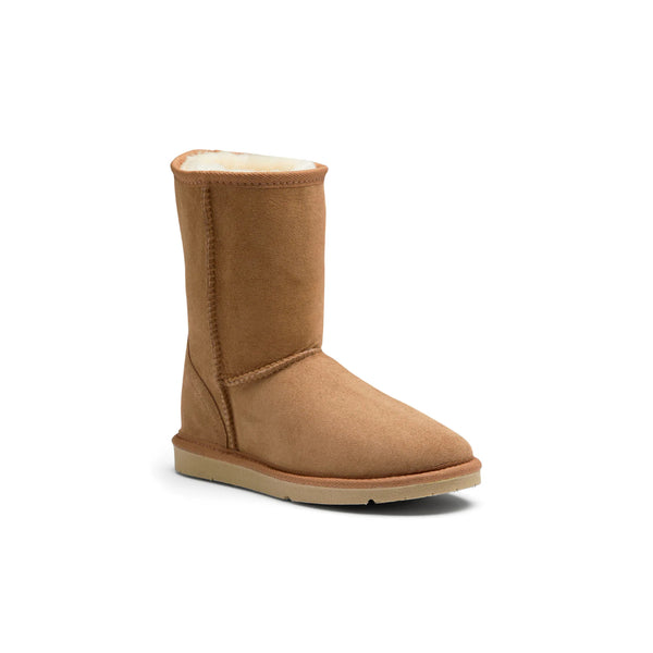 Chestnut | Jumbo Ugg Classic Short Boot Image Showing Angled Front View Of Boot.