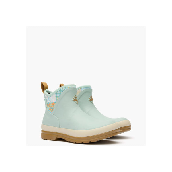 Blue / Quilted Floral | Muckboot Womens Originals Ankle Boot Image Showing Angled Front View Of The Pair Of Boots.