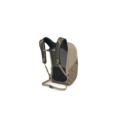 Alpaca Tan, Latte Brown | Osprey Quasar 26L Backpack Image Showing Back View.