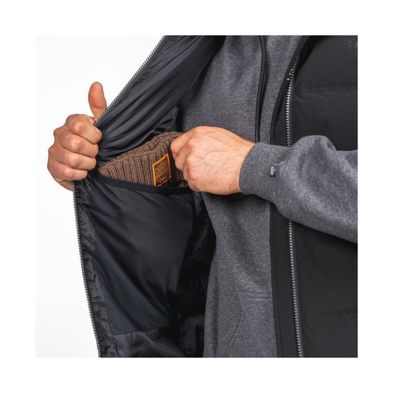 Black | Hunters Element Permafrost Men's Vest Showing Internal Pocket.