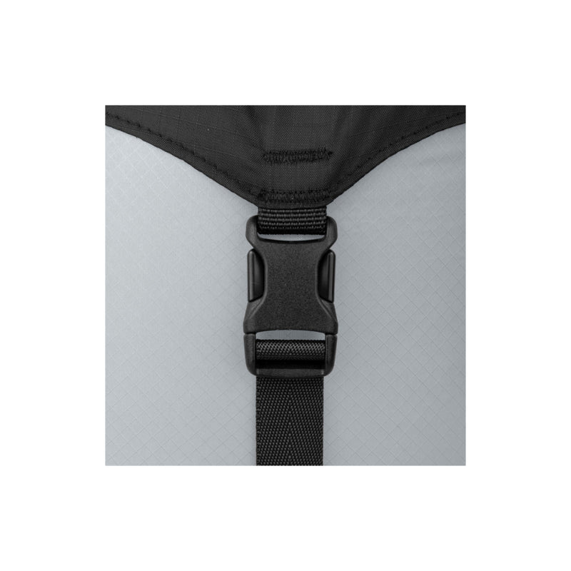 High Rise / 13L / 20L | Sea To Summit Evac Ultra-Light Compression Dry Bag Image Showing Close Up View Of Buckle.