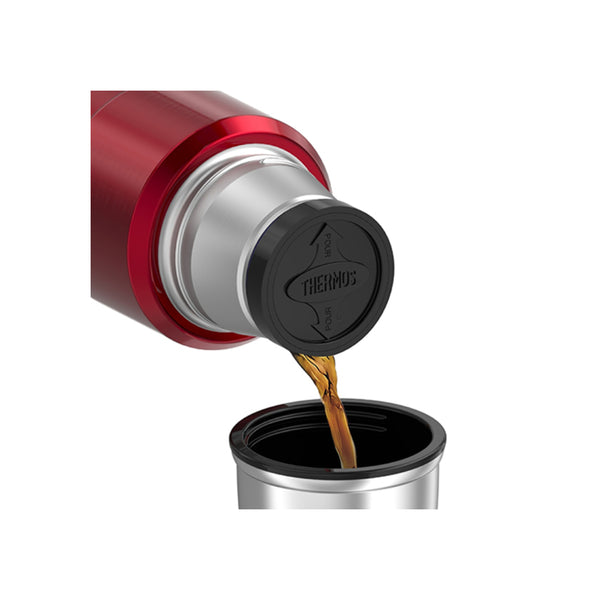 Red / 470ml | Thermos Vacuum Insulated Stainless Steel Thermos Image Showing Close Up View Of Coffee Being Poured Into The Cap.