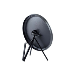 Wildtrak Camp Oven Lid Stand And Lifter | Image Showing Lid In Stand.