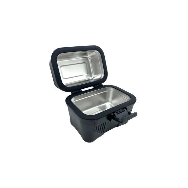 1.7 Litres / Black | Wildtrak Off Road 12V Food Warmer Image Showing Angled Side View, Lid Open.