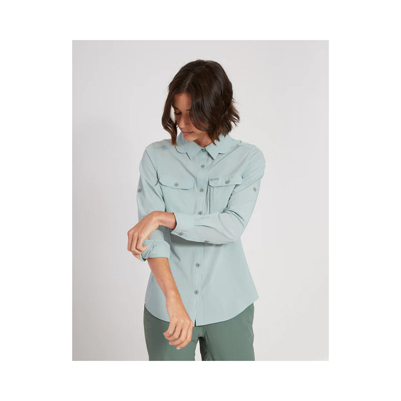 Jade | XTM Cumberland Hike Ls Shirt Image Showing Model Rolling Up One Sleeve.