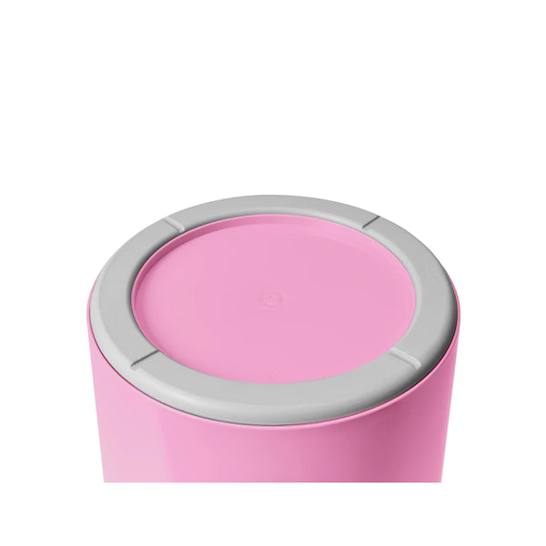 Power Pink | YETI Loadout 5 Gallon Bucket Image Showing Close Up of Non-Slip Ring.