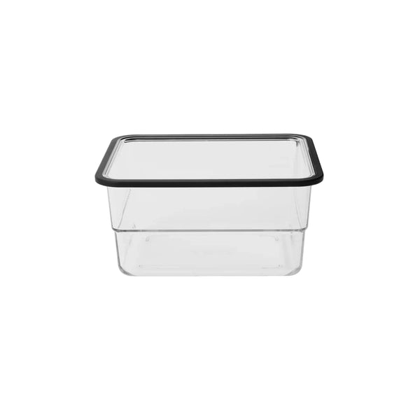 Medium | YETI Roadie Cooler Basket Image Showing No Logos Or Titles.