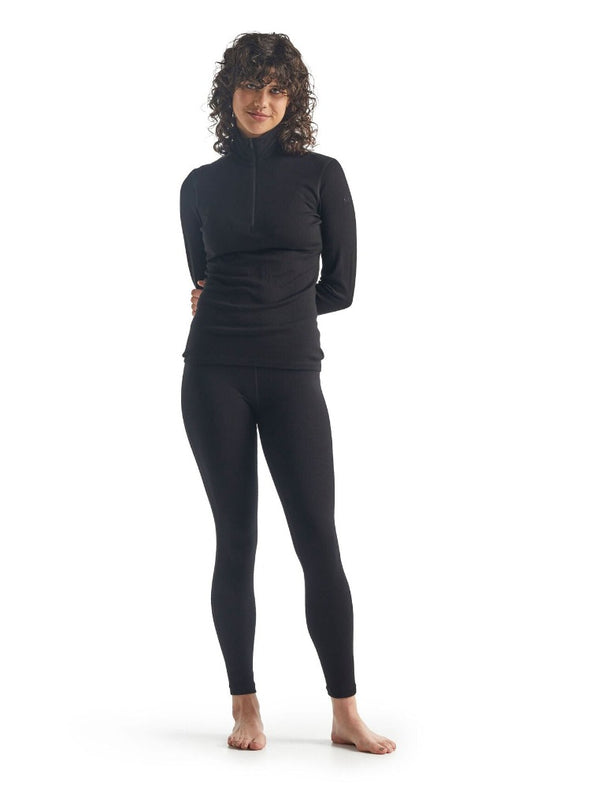 Black | Full Body View with 260 Tech Half Zip Top