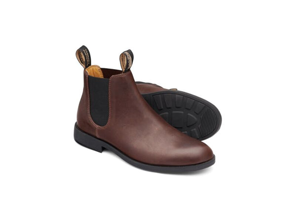 Chestnut | Boot pair showing side of boot and sole together