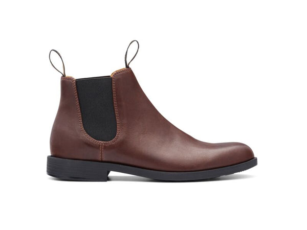 Chestnut | Showing side of single boot
