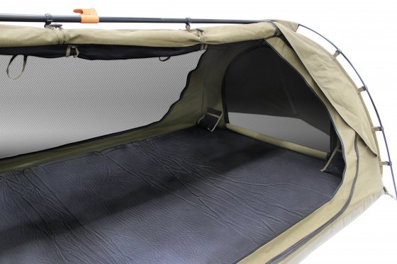 Green | Darche Dusk to Dawn 900 Swag, Close up side showing mattress and internal storage pockets