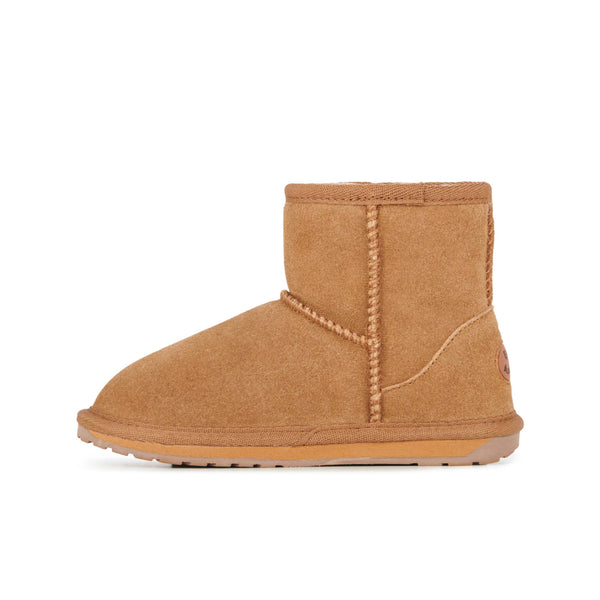Chestnut | Side view from inner foot
