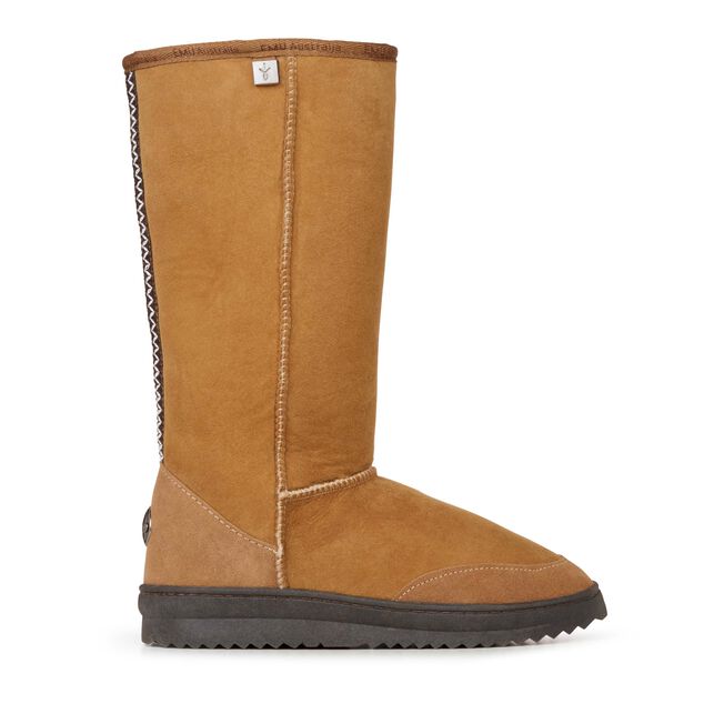 Chestnut | Side view of boot with metal logo tag